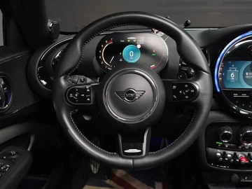 2023 Mini Clubman с пробегом 62 192 км