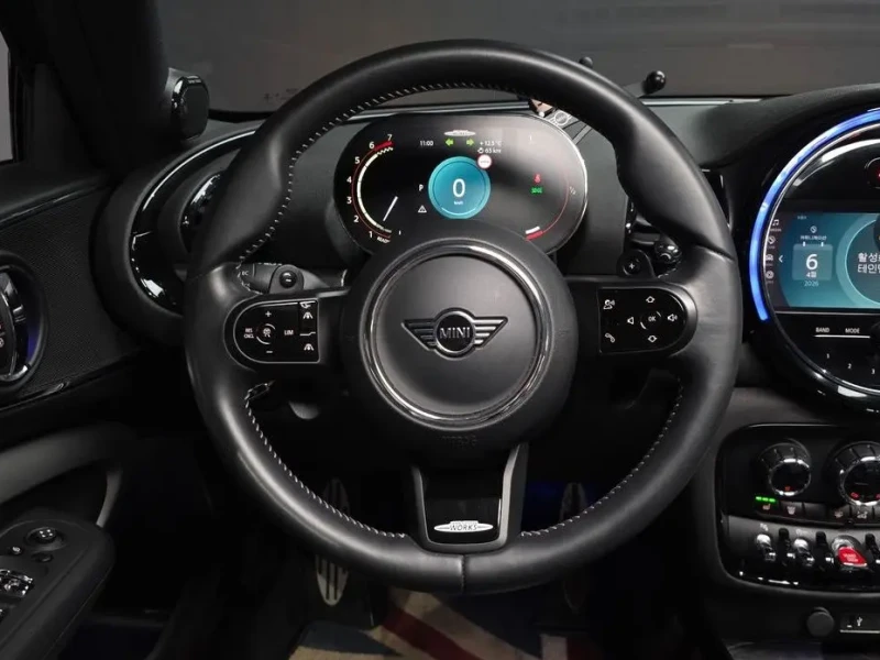 2023 Mini Clubman с пробегом 62 192 км