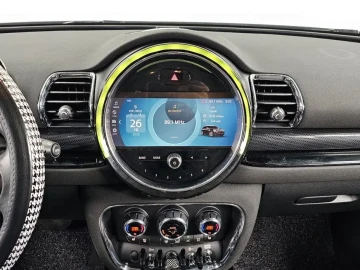 2022 Mini Clubman с пробегом 31 204 км