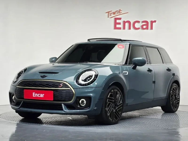 2022 Mini Clubman с пробегом 44 169 км