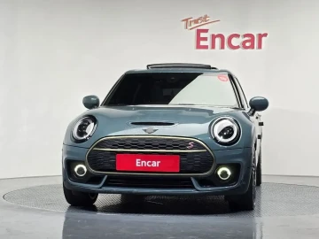 2022 Mini Clubman с пробегом 44 169 км