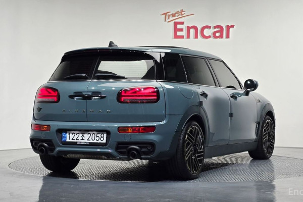 2022 Mini Clubman с пробегом 44 169 км