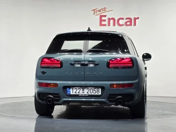 2022 Mini Clubman с пробегом 44 169 км
