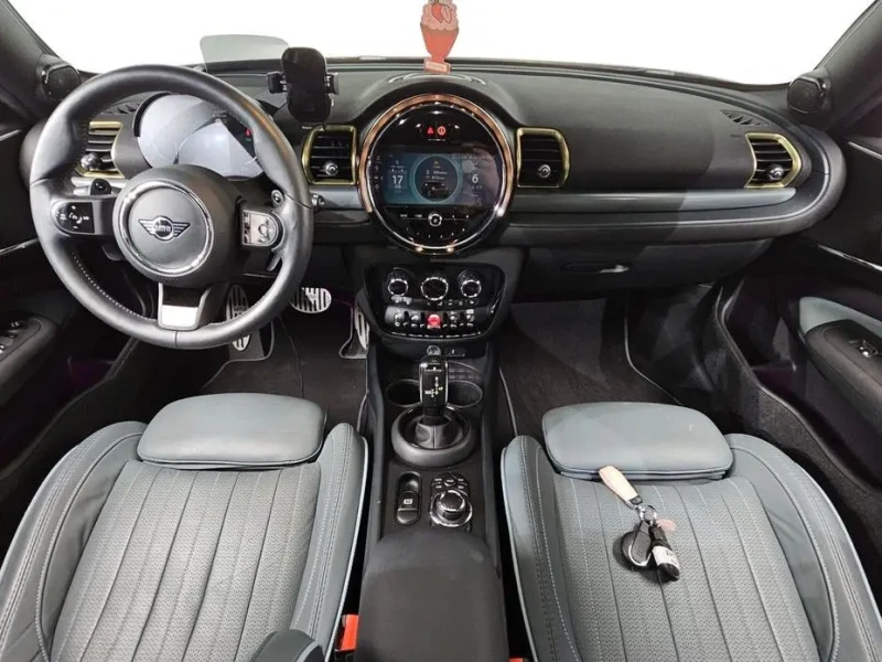 2022 Mini Clubman с пробегом 44 169 км