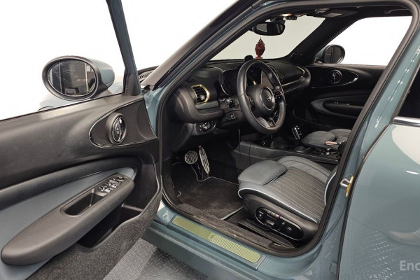 2022 Mini Clubman с пробегом 44 169 км