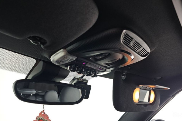 2022 Mini Clubman с пробегом 44 169 км