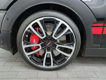 2023 Mini Clubman с пробегом 65 498 км