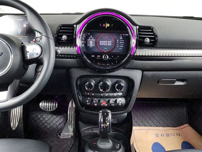 2023 Mini Clubman с пробегом 65 498 км