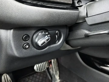 2023 Mini Clubman с пробегом 65 498 км
