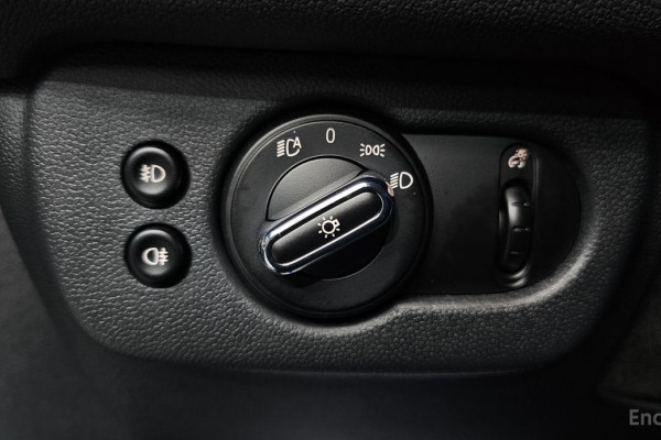 2023 Mini Clubman с пробегом 39 080 км