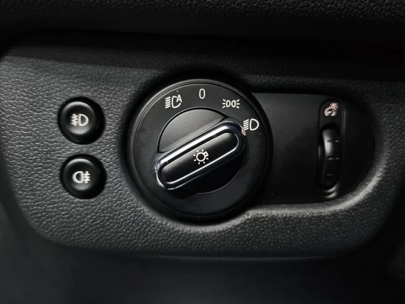 2023 Mini Clubman с пробегом 39 080 км