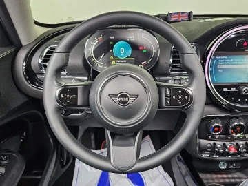 2023 Mini Clubman с пробегом 39 080 км