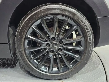 2023 Mini Clubman с пробегом 39 080 км
