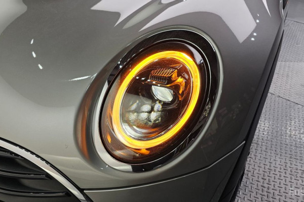 2023 Mini Clubman с пробегом 39 080 км