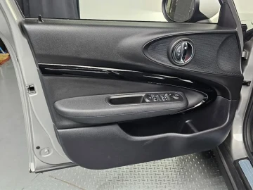 2023 Mini Clubman с пробегом 39 080 км