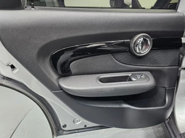 2023 Mini Clubman с пробегом 39 080 км