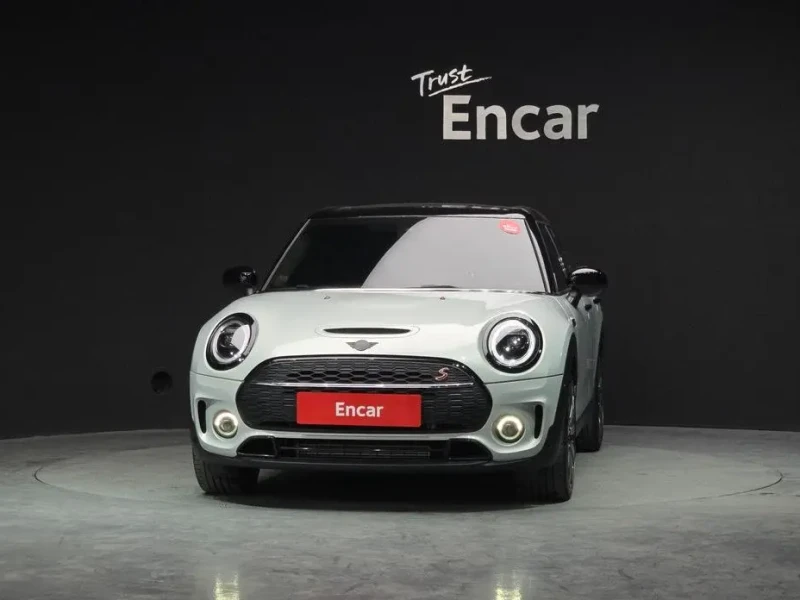 2022 Mini Clubman с пробегом 24 073 км