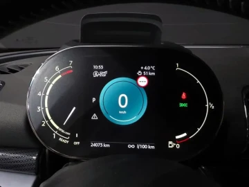 2022 Mini Clubman с пробегом 24 073 км