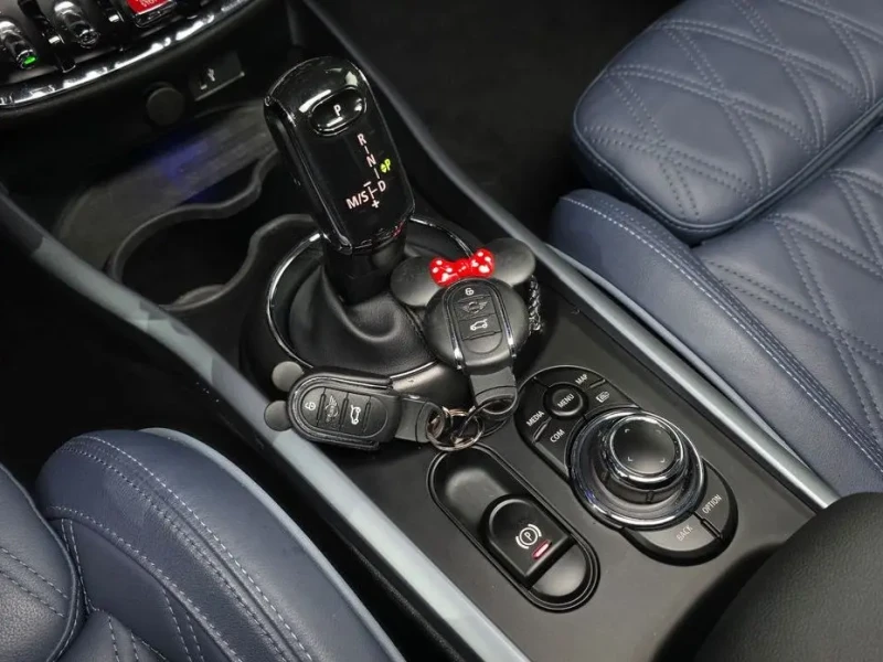 2023 Mini Clubman с пробегом 29 637 км