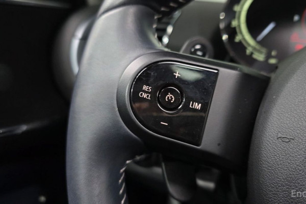 2023 Mini Clubman с пробегом 29 637 км