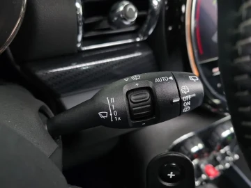 2023 Mini Clubman с пробегом 29 637 км