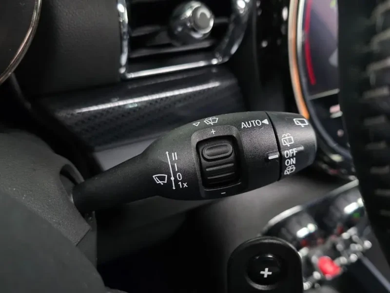 2023 Mini Clubman с пробегом 29 637 км