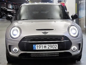 2022 Mini Clubman с пробегом 40 107 км