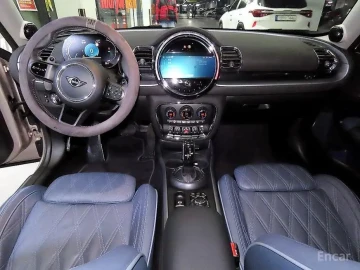 2022 Mini Clubman с пробегом 40 107 км