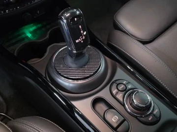 2023 Mini Clubman с пробегом 42 374 км