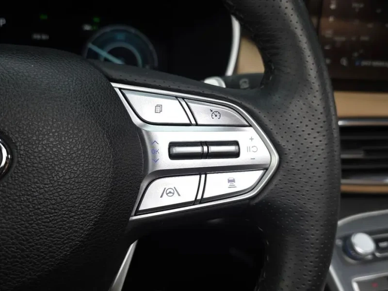 2022 Hyundai Santa Fe с пробегом 49 328 км