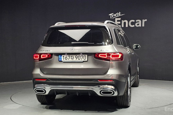 2023 Mercedes-Benz GLB с пробегом 9 718 км