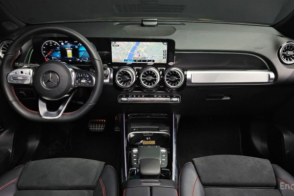 2023 Mercedes-Benz GLB с пробегом 9 718 км