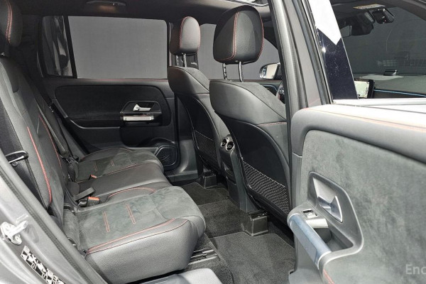 2023 Mercedes-Benz GLB с пробегом 9 718 км