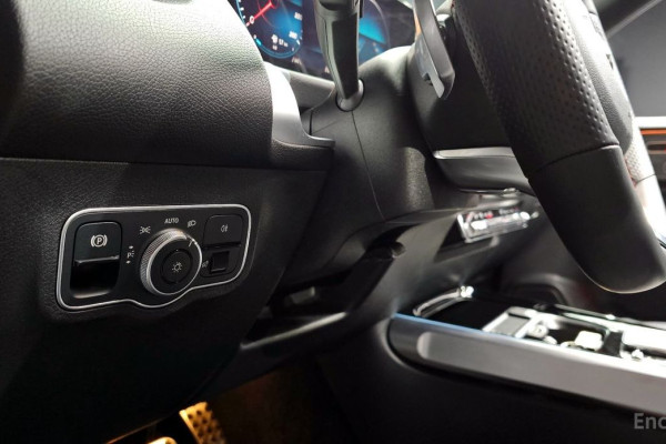 2023 Mercedes-Benz GLB с пробегом 9 718 км