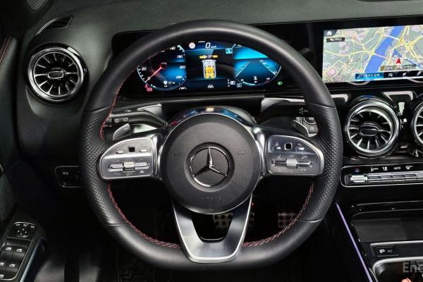 2023 Mercedes-Benz GLB с пробегом 9 718 км