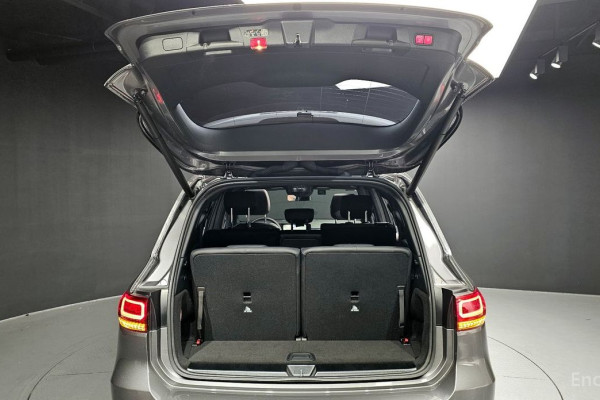 2023 Mercedes-Benz GLB с пробегом 9 718 км