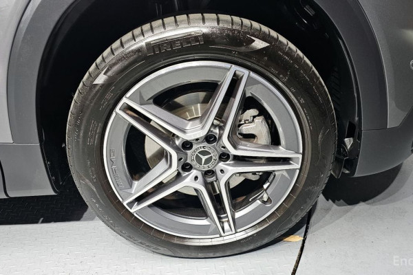 2023 Mercedes-Benz GLB с пробегом 9 718 км