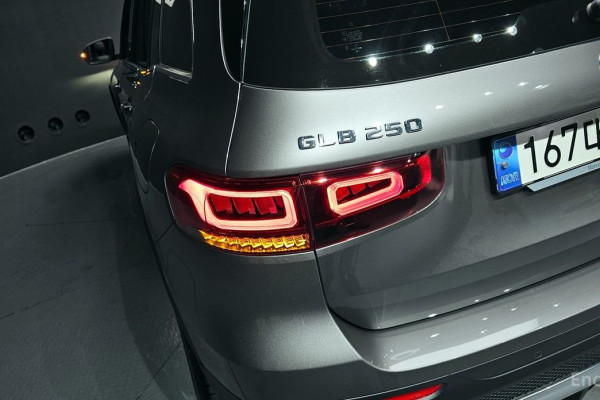 2023 Mercedes-Benz GLB с пробегом 9 718 км