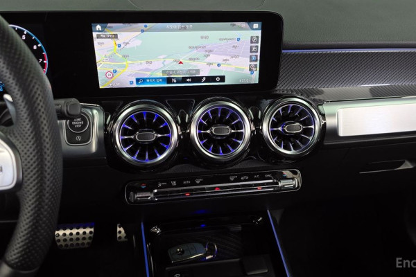 2023 Mercedes-Benz GLB с пробегом 21 073 км