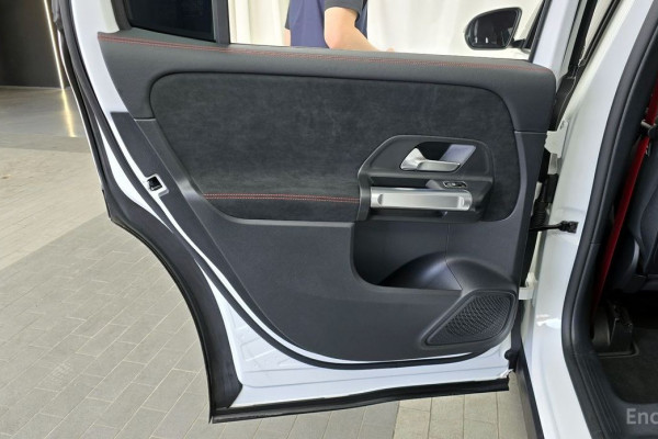 2023 Mercedes-Benz GLB с пробегом 21 073 км