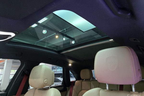 2022 Porsche Macan с пробегом 39 800 км