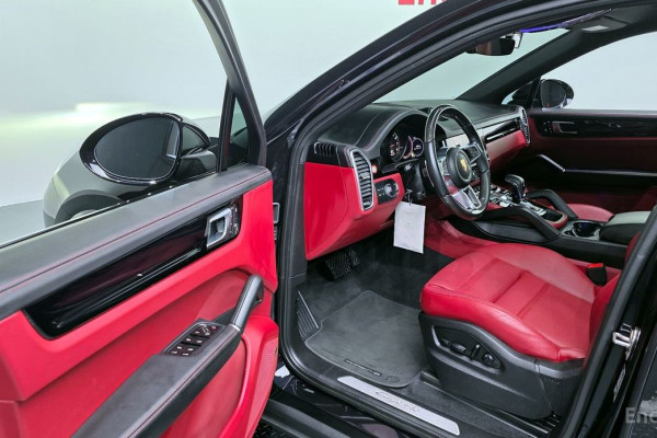 2022 Porsche Cayenne с пробегом 52 812 км