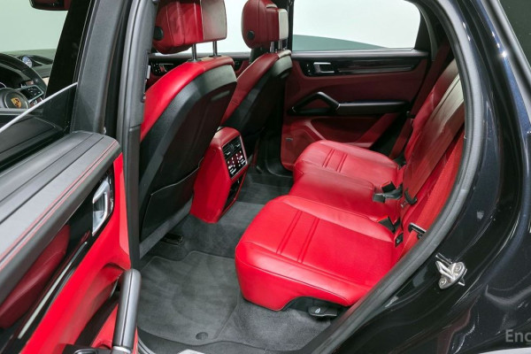 2022 Porsche Cayenne с пробегом 52 812 км
