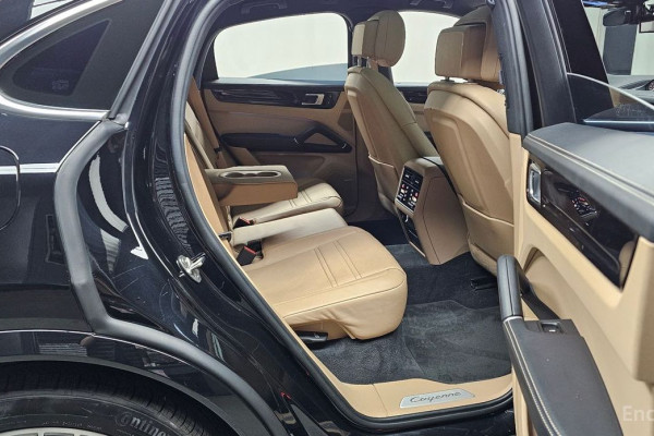 2023 Porsche Cayenne с пробегом 43 302 км