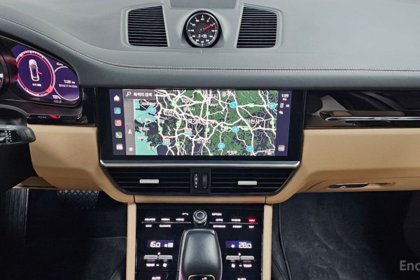 2023 Porsche Cayenne с пробегом 43 302 км