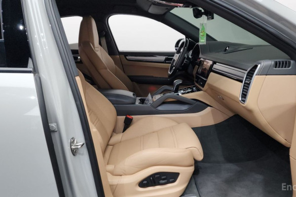 2022 Porsche Cayenne с пробегом 13 672 км