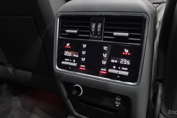 2023 Porsche Cayenne с пробегом 15 359 км