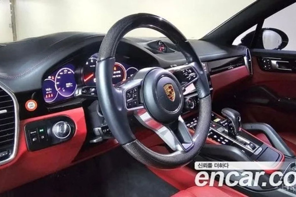 2022 Porsche Cayenne с пробегом 59 500 км