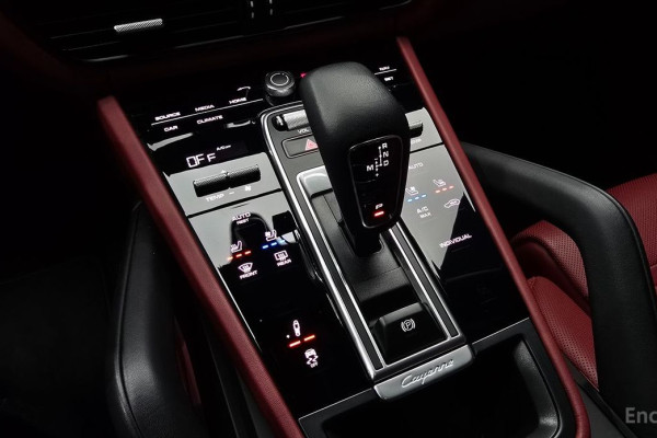 2022 Porsche Cayenne с пробегом 32 253 км