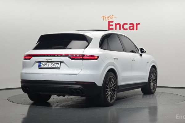 2023 Porsche Cayenne с пробегом 52 624 км